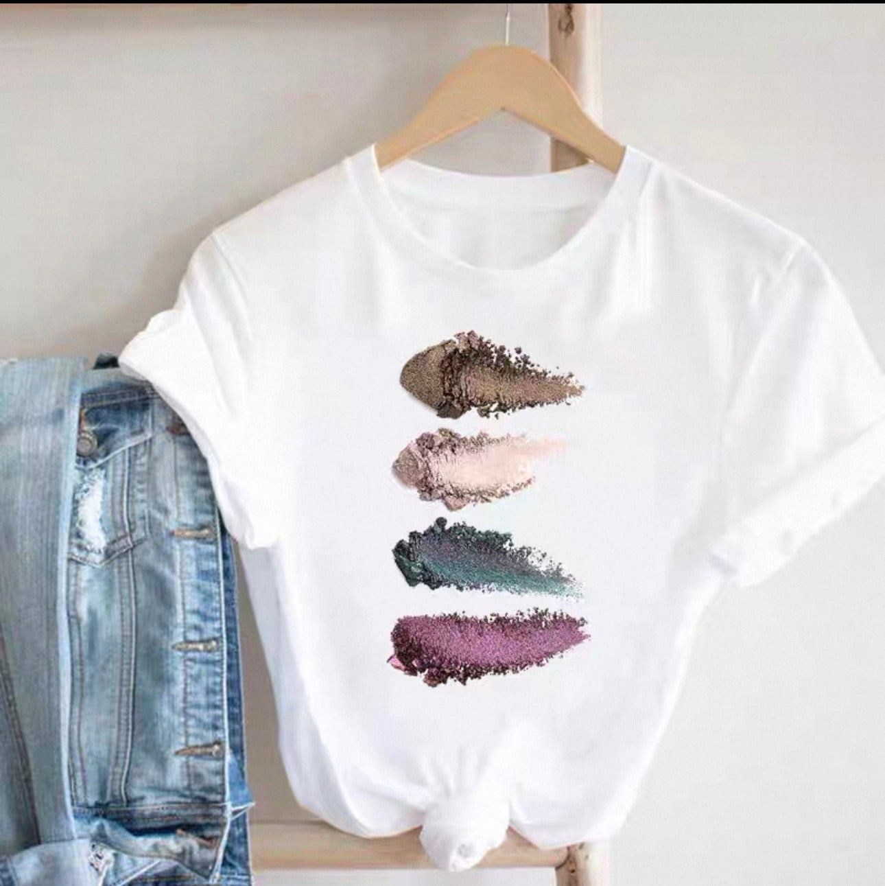 Graphic Tees for Women Canada | Lash & Beauty Print T-Shirts