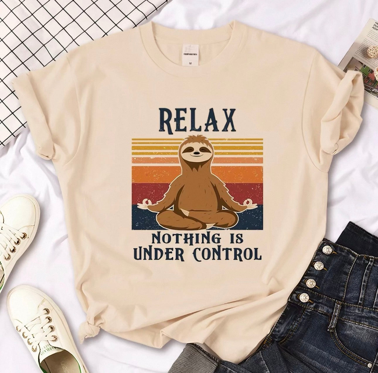 Women's Sloth Graphic Tee - Funny Sloth T-Shirts Canada | Parcel Theory
