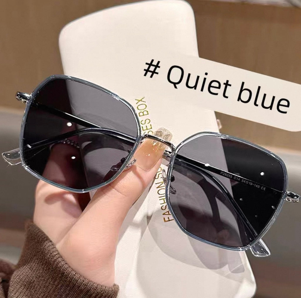 Earth-toned Sunglasses for Women, Polarized Glasses - quiet blue