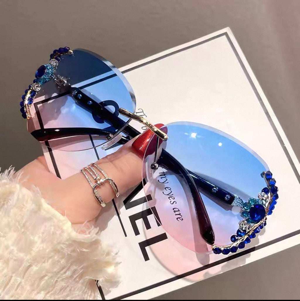 New Style Sunglasses for Women, Sun Protection, UV Protection, High-End Street Style Sunglasses, Slimming, Fashionable and Trendy - blue/gems